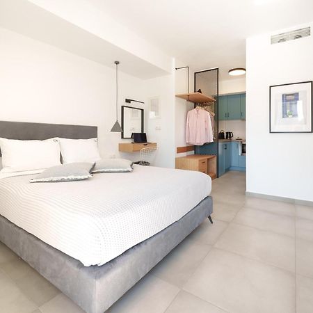 Cove Suites Nea Iraklitsa Exterior photo