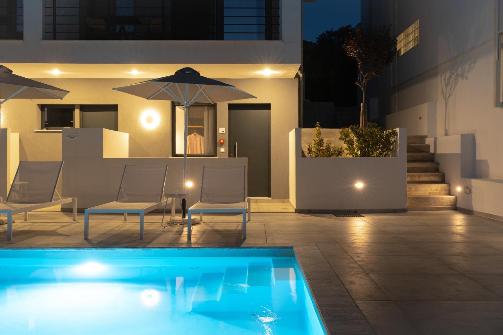 Cove Suites Nea Iraklitsa Exterior photo